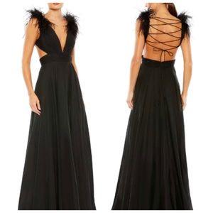 MAC DUGGAL PLUNGE OSTRICH FEATHER A LINE GOWN